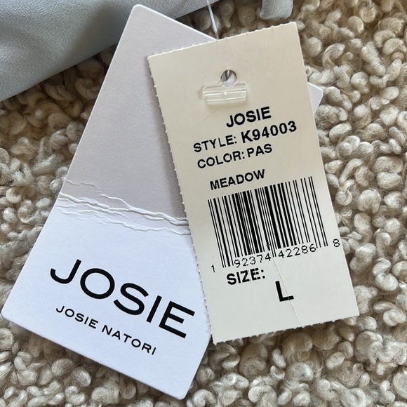 NATORI Meadow- The Sunrise Wrap NWT Size Large - Picture 2 of 10